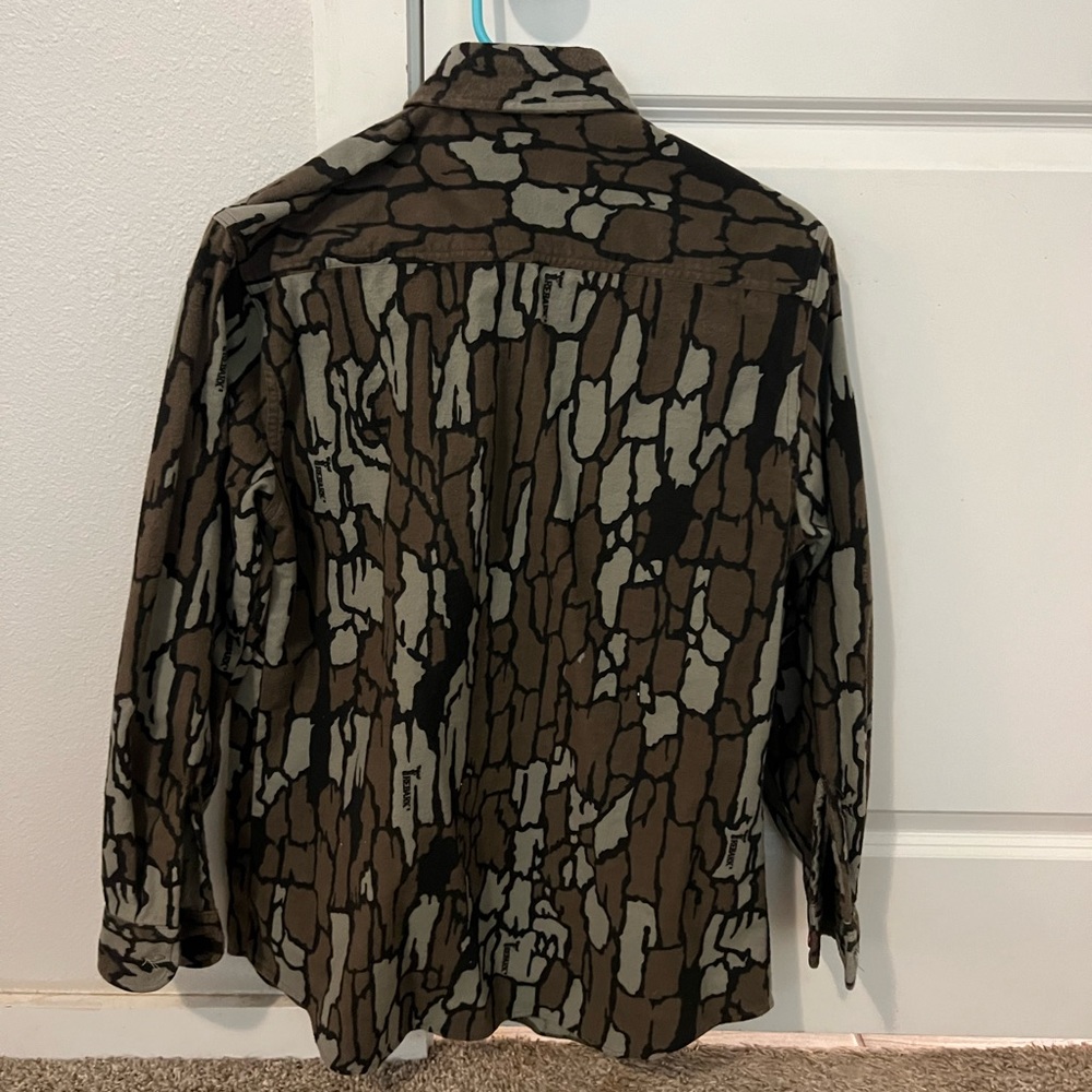 Redhead Retro Camo Button-Up - Picture 2 of 2